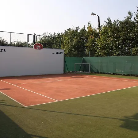 Готель Mat's 3*